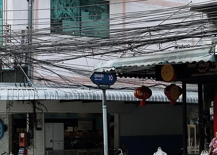 Holiday home 2br Bts Sukhumvit Line Udomsuk Bangkok